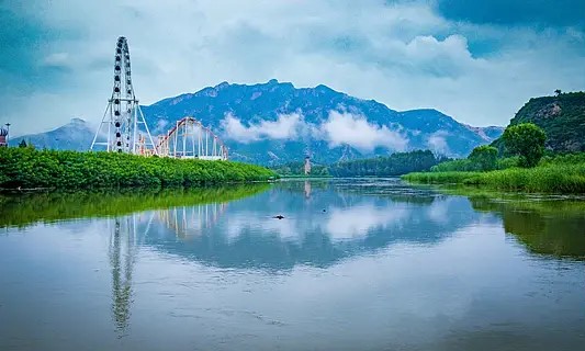 自然风光山水湖泊游乐园商业照片